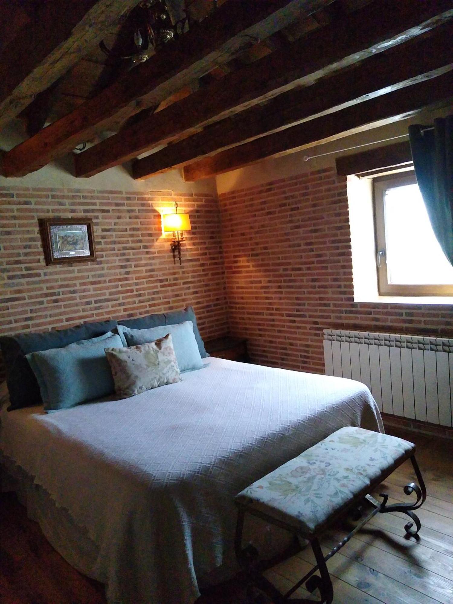 La casa de los abuelos lugar para disfrutar Amusco Habitación foto