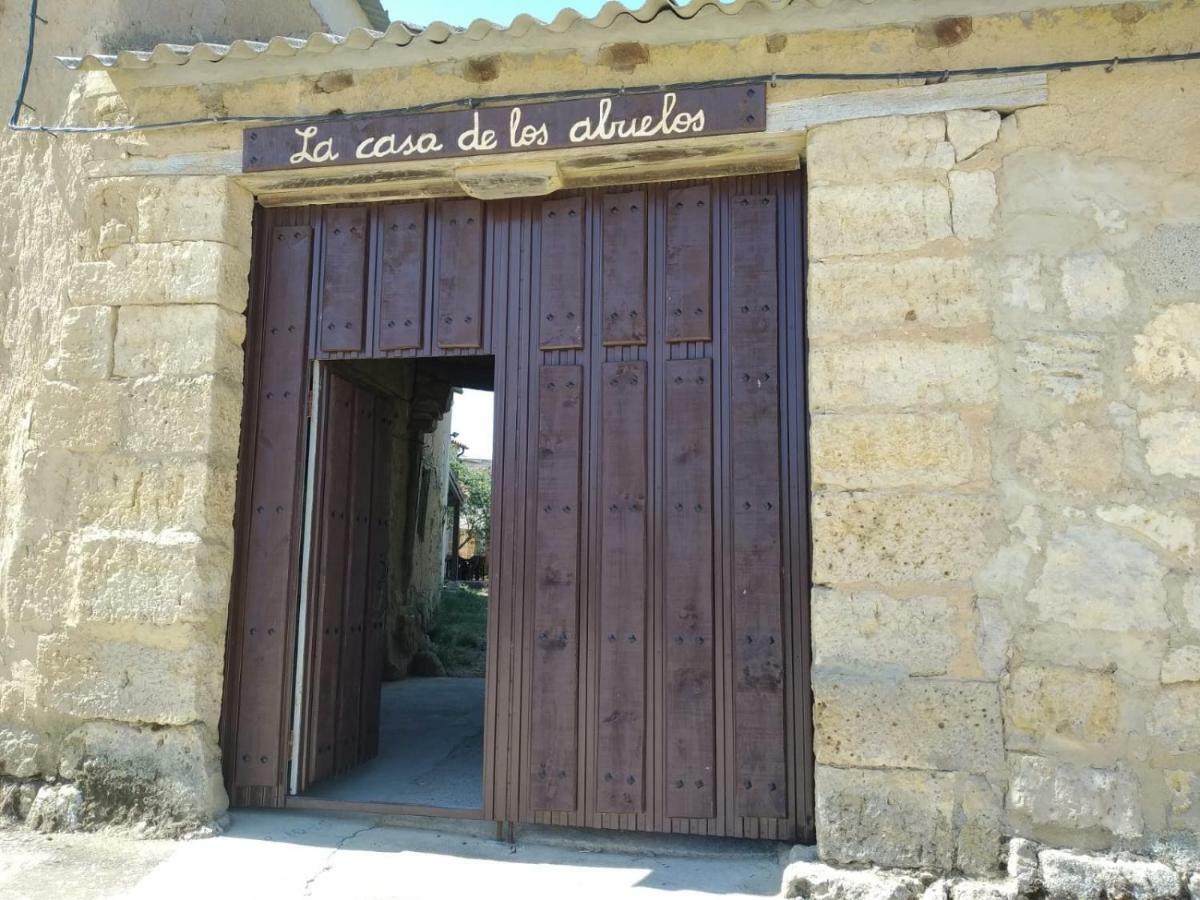 La casa de los abuelos lugar para disfrutar Amusco Exterior foto